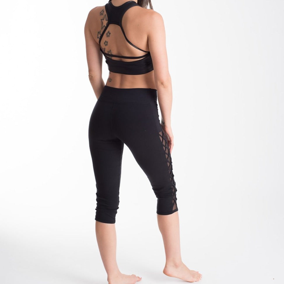 Cross-Up Side Yoga Capris – Bralu